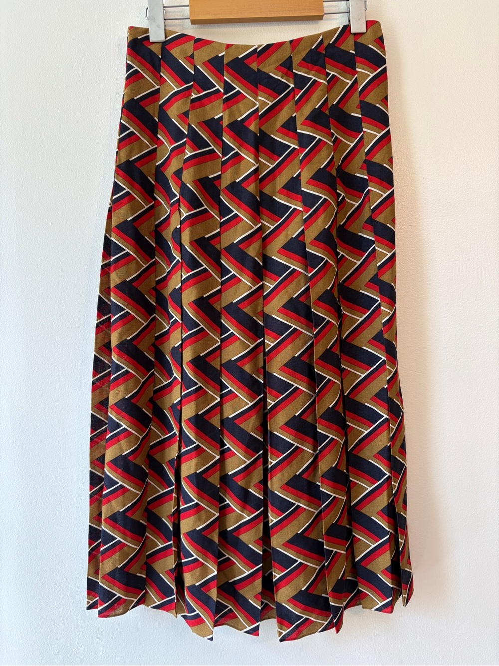 GUCCI Silk Wool Pleated Midi Skirt Geometric Print Italy EU 42